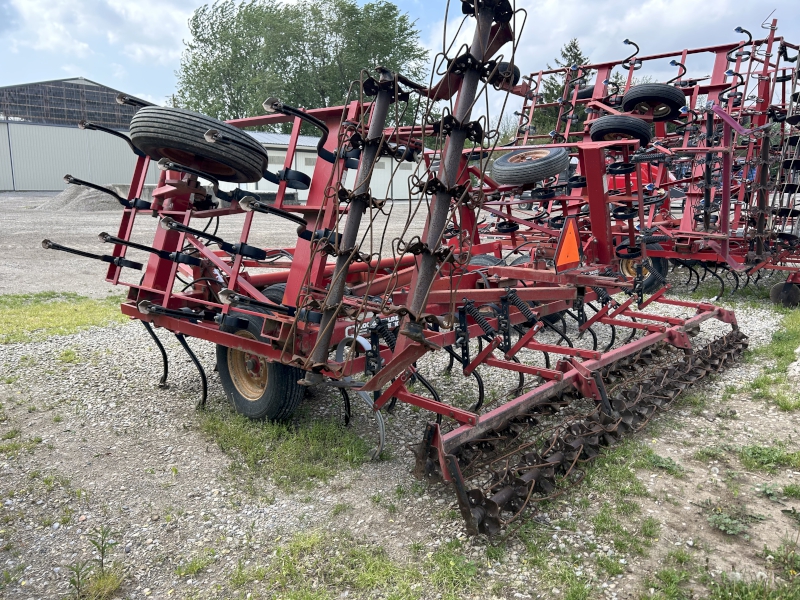 2000 Kongskilde SBC21 Field Cultivator