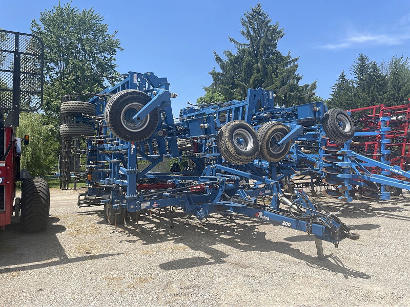 2016 Penta 200S-40 Field Cultivator