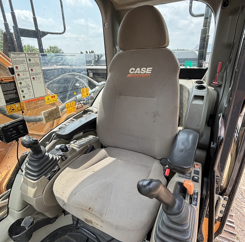 2015 Case CX250D Excavator