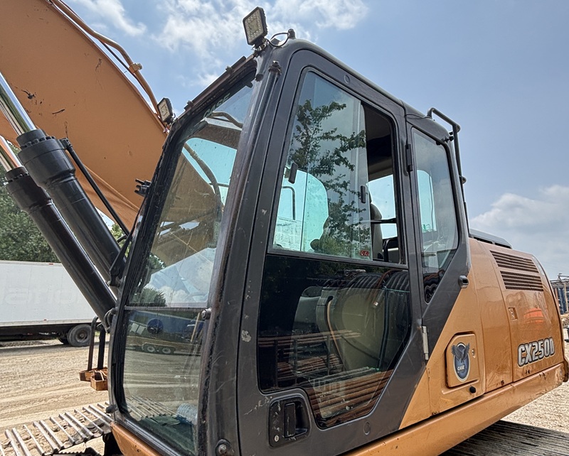 2015 Case CX250D Excavator