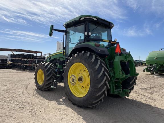 2023 John Deere 8R 370 Tractor