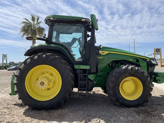 2023 John Deere 8R 340 Tractor