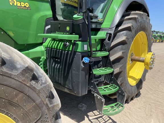 2023 John Deere 8R 340 Tractor