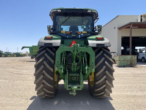 2023 John Deere 8R 370 Tractor