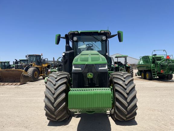 2023 John Deere 8R 370 Tractor