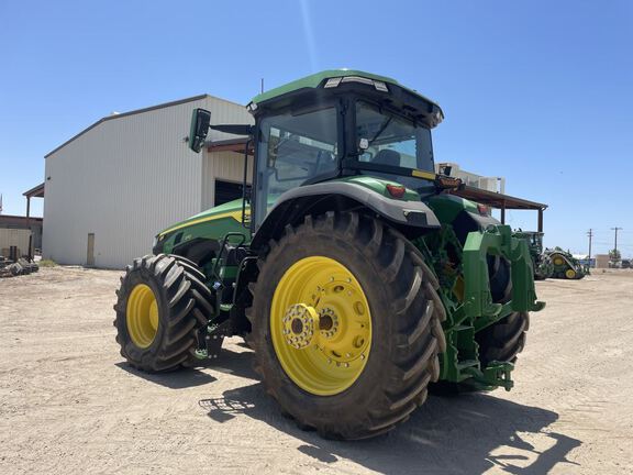 2023 John Deere 8R 370 Tractor