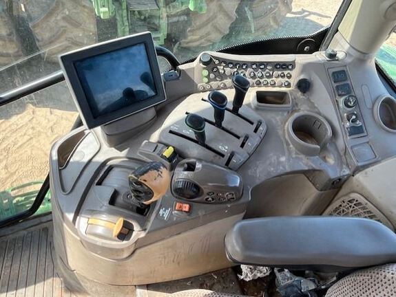 2019 John Deere 6155R Tractor