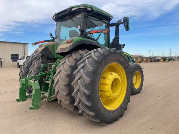 2023 John Deere 8R 340 Tractor