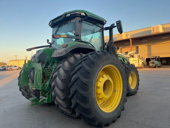 2023 John Deere 8R 340 Tractor