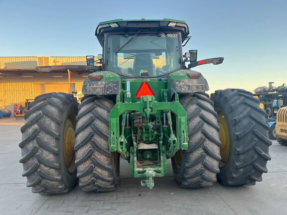 2023 John Deere 8R 340 Tractor