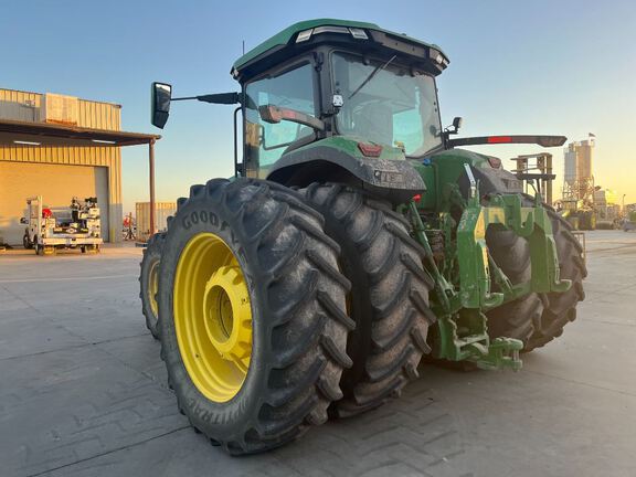 2023 John Deere 8R 340 Tractor