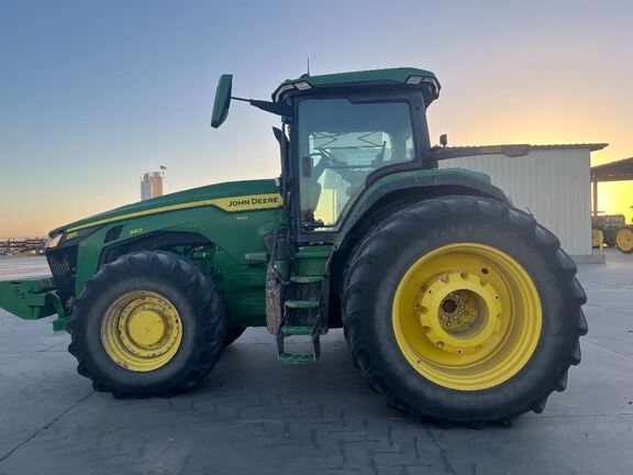 2023 John Deere 8R 340 Tractor