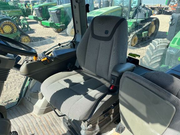 2023 John Deere 8R 280 Tractor