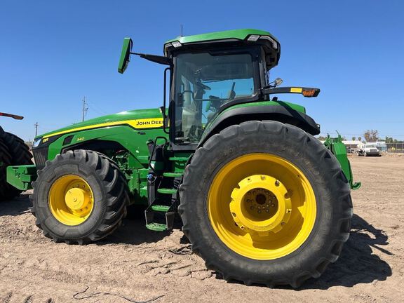 2021 John Deere 8R 340 Tractor