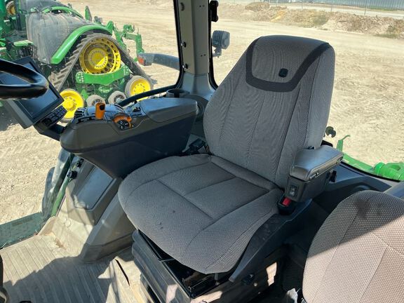 2021 John Deere 8R 340 Tractor