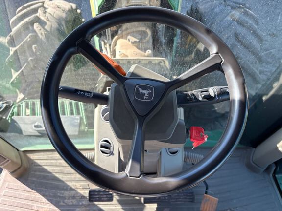 2023 John Deere 8R 370 Tractor