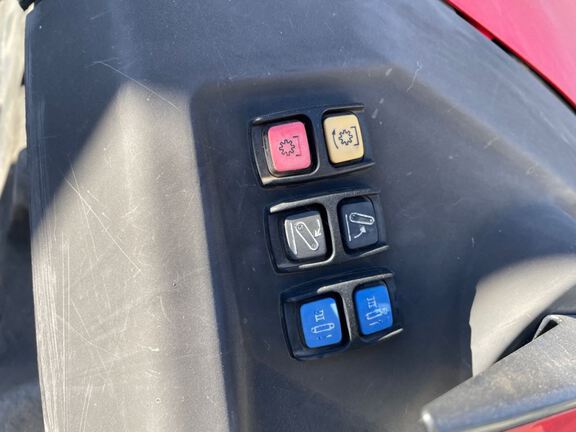 2023 McCormick X8.680 Tractor