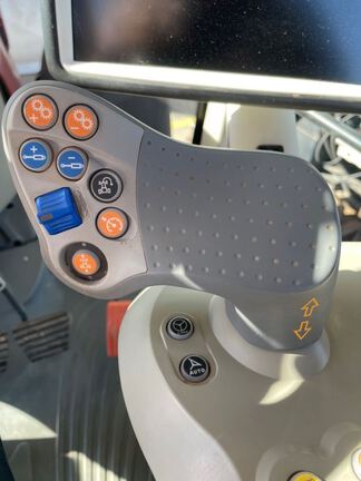 2023 McCormick X8.680 Tractor