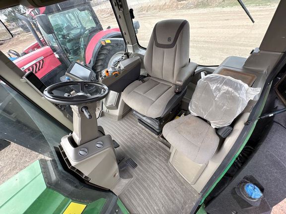 2024 John Deere 8RT 340 Tractor Rubber Track