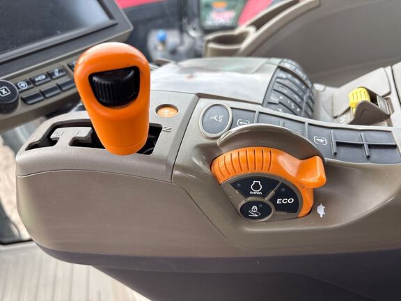 2024 John Deere 8RT 340 Tractor Rubber Track