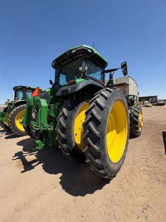 2023 John Deere 8R 370 Tractor