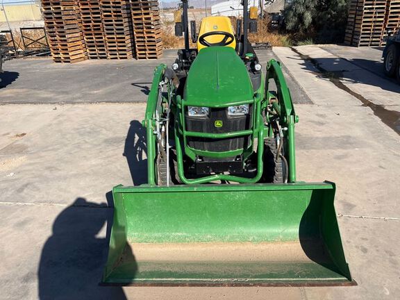 2022 John Deere 1025R Tractor Compact