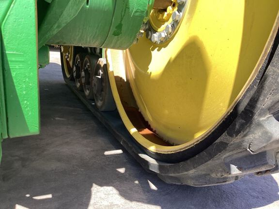 2022 John Deere 8RT 370 Tractor Rubber Track