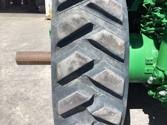 2022 John Deere 8RT 370 Tractor Rubber Track