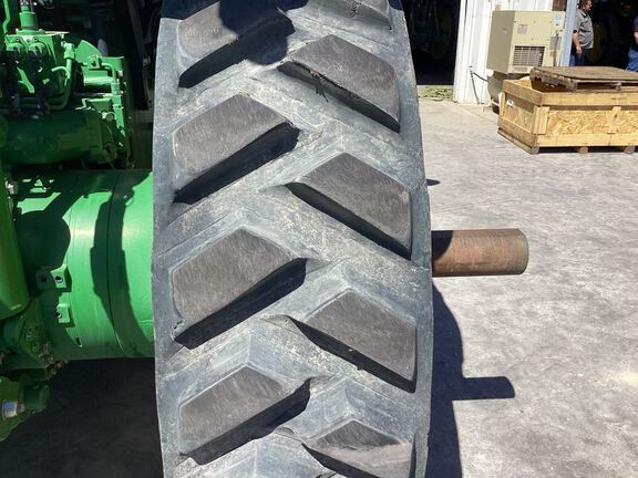 2022 John Deere 8RT 370 Tractor Rubber Track