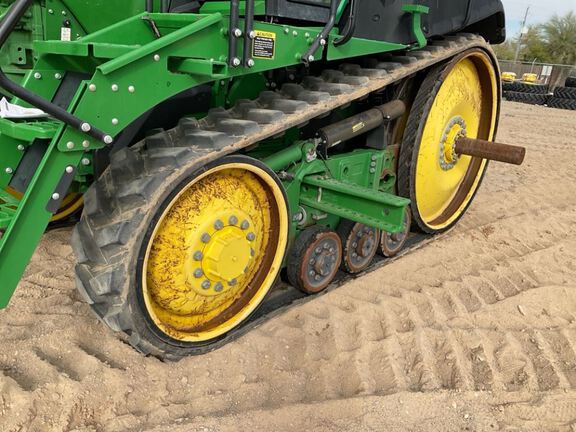 2022 John Deere 8RT 370 Tractor Rubber Track