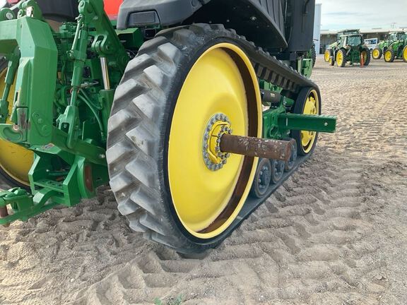 2023 John Deere 8RT 370 Tractor Rubber Track