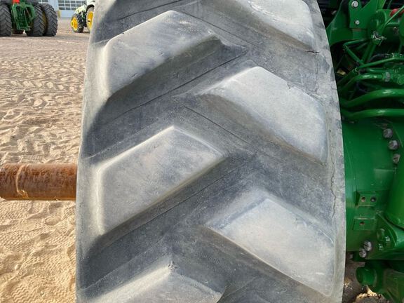 2023 John Deere 8RT 370 Tractor Rubber Track