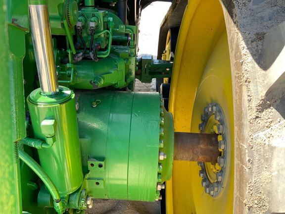 2023 John Deere 8RT 370 Tractor Rubber Track