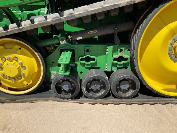 2023 John Deere 8RT 370 Tractor Rubber Track