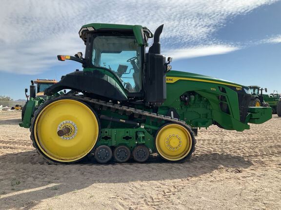 2022 John Deere 8RT 370 Tractor Rubber Track