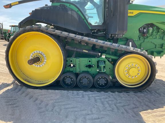 2022 John Deere 8RT 370 Tractor Rubber Track