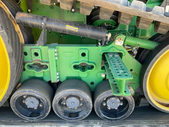2022 John Deere 8RT 370 Tractor Rubber Track
