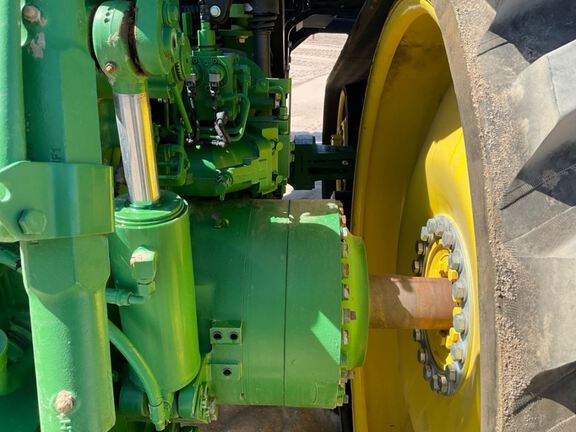 2022 John Deere 8RT 370 Tractor Rubber Track