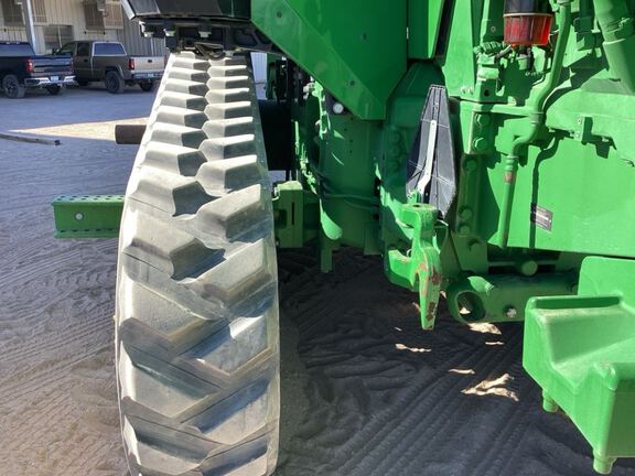 2022 John Deere 8RT 370 Tractor Rubber Track