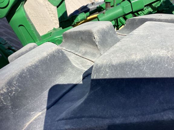 2022 John Deere 8RT 370 Tractor Rubber Track