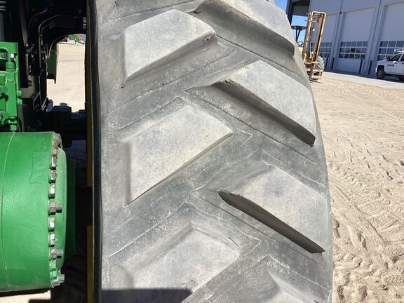 2022 John Deere 8RT 370 Tractor Rubber Track