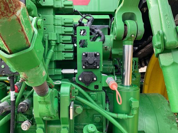 2022 John Deere 8RT 370 Tractor Rubber Track