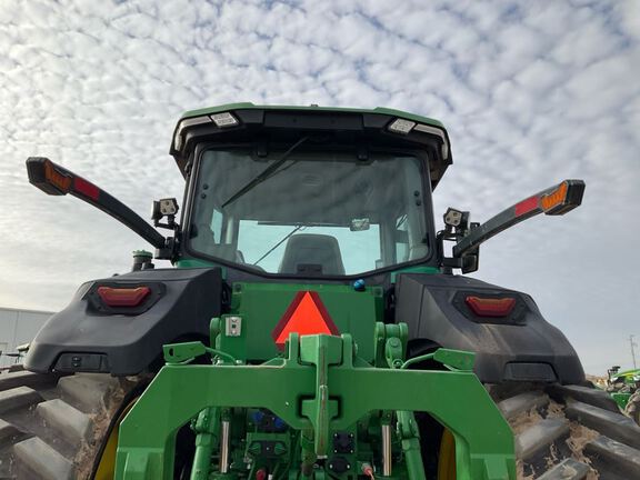 2022 John Deere 8RT 370 Tractor Rubber Track