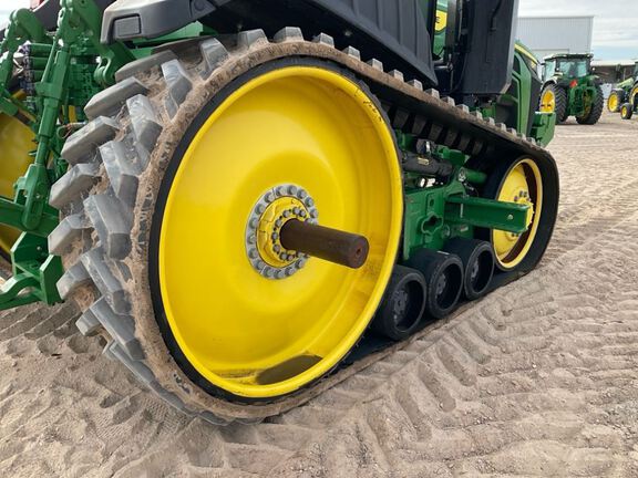 2022 John Deere 8RT 370 Tractor Rubber Track