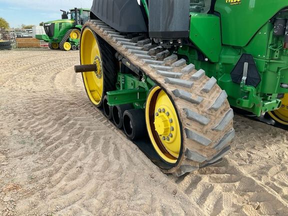 2022 John Deere 8RT 370 Tractor Rubber Track