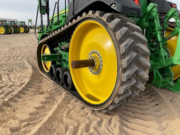 2022 John Deere 8RT 370 Tractor Rubber Track