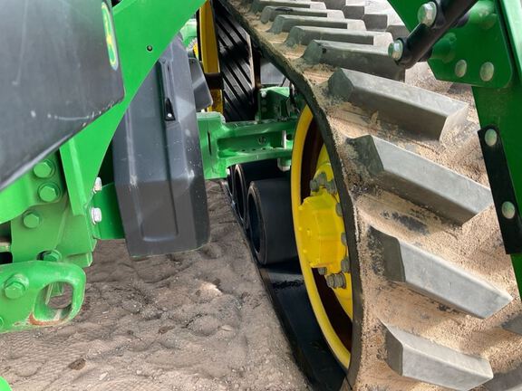 2022 John Deere 8RT 370 Tractor Rubber Track