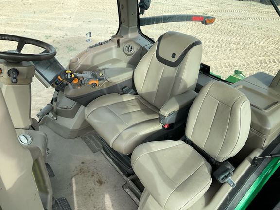 2022 John Deere 8RT 370 Tractor Rubber Track