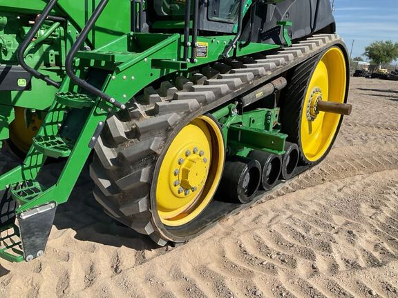 2022 John Deere 8RT 370 Tractor Rubber Track