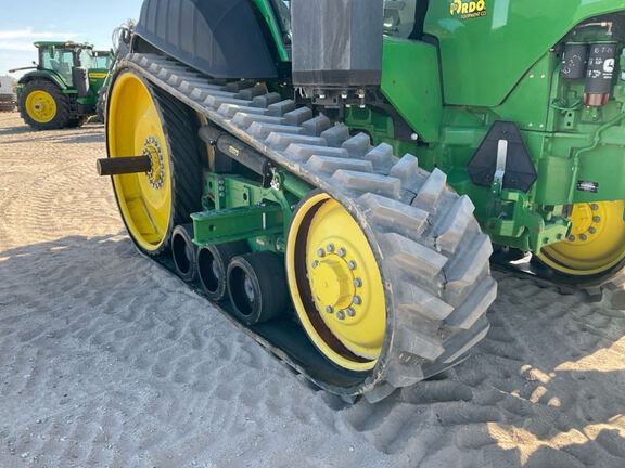 2022 John Deere 8RT 370 Tractor Rubber Track